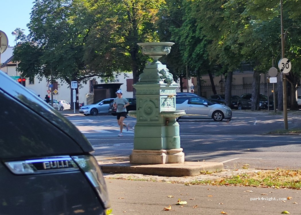 (21000) Dijon - 4 Cours Général de Gaulle — foto 3