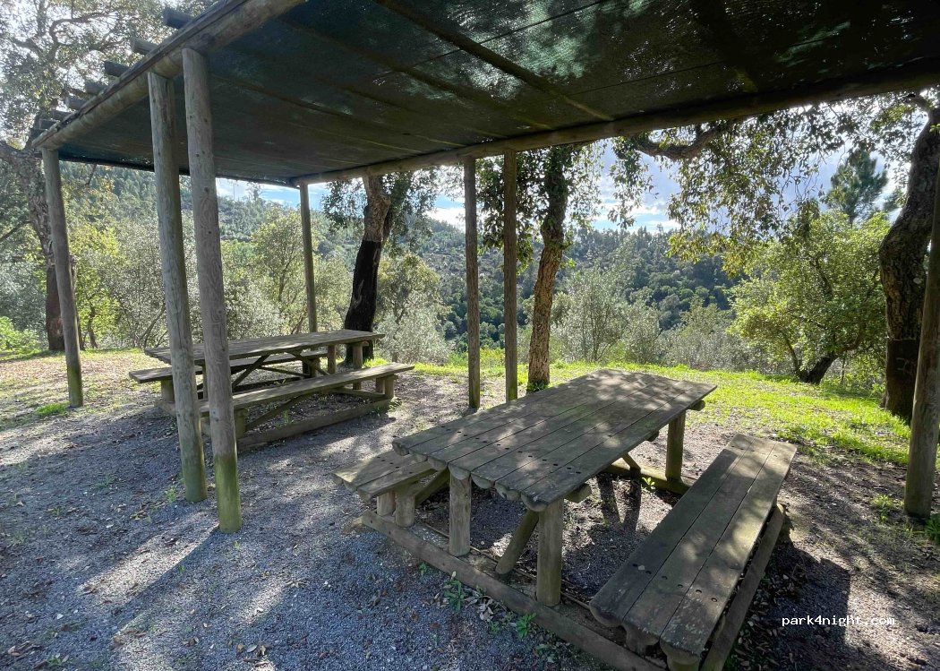 (8550-145) Marmelete - 2 Bairro das Marias — foto
