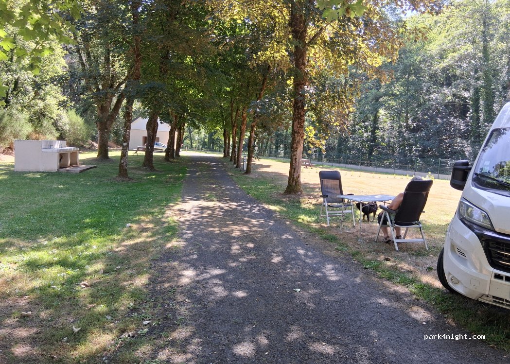Camping municipal — foto 2