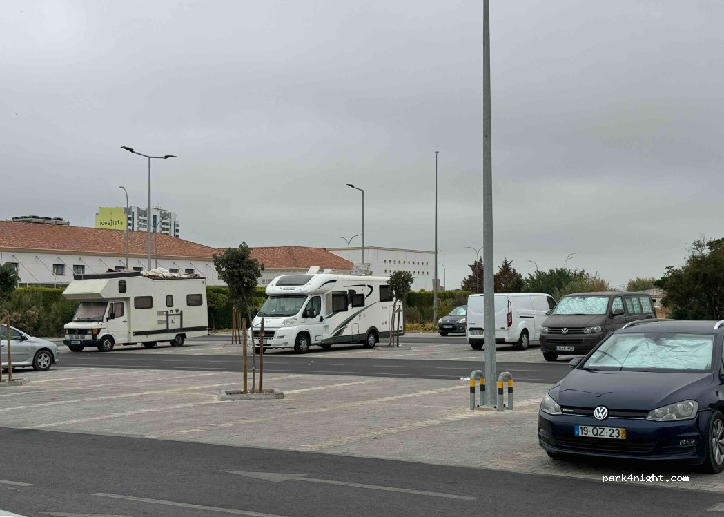 (8005-548) Faro - Unnamed Road — foto