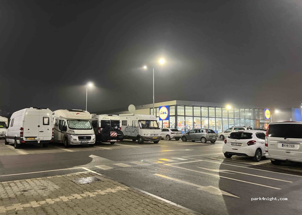(8005-548) Faro - Unnamed Road — foto 2