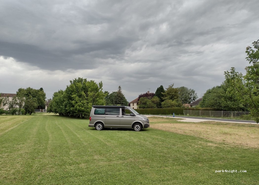 (10140) Trannes - 56 Rue Grande Rue — foto 3