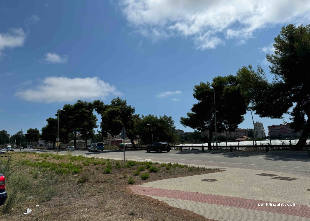 (08380) Malgrat de Mar - 6 Avinguda de la Costa Brava — foto 4