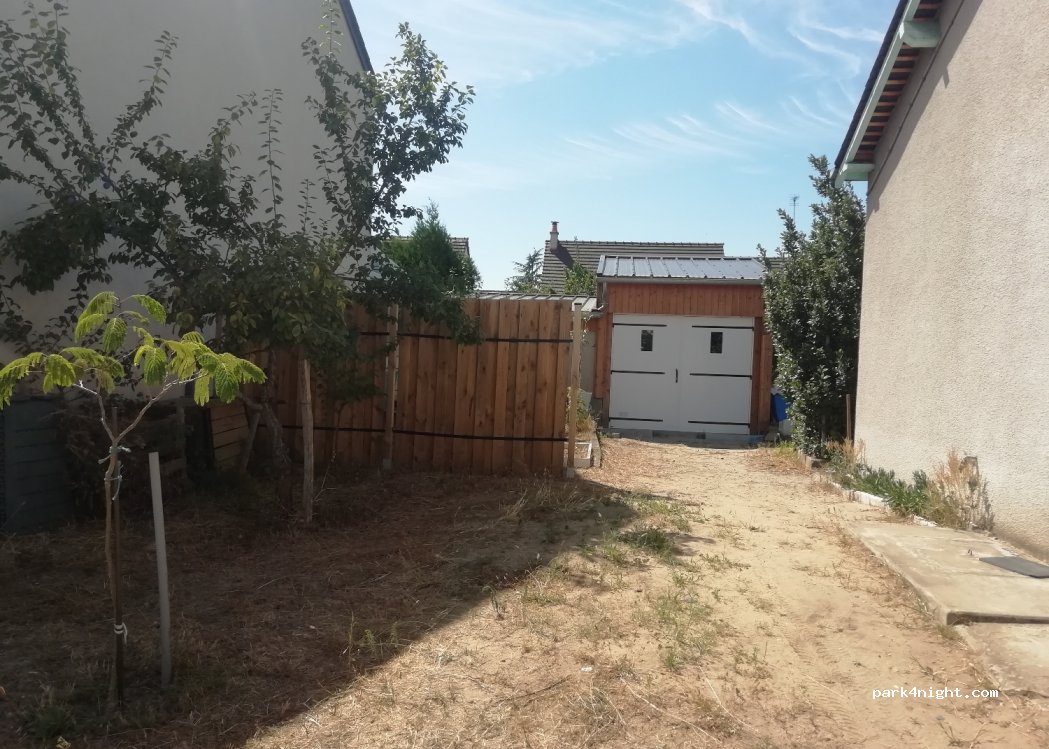 (37700) Saint-Pierre-des-Corps - 23 Rue Guy Môquet — foto