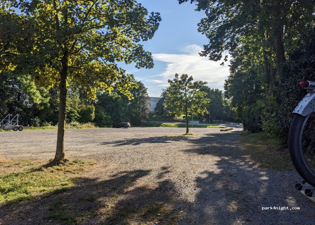 (65594) Runkel - 3 Am Sportplatz — foto