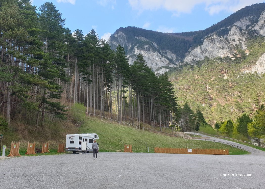 Rax Park 'n' Camp — foto