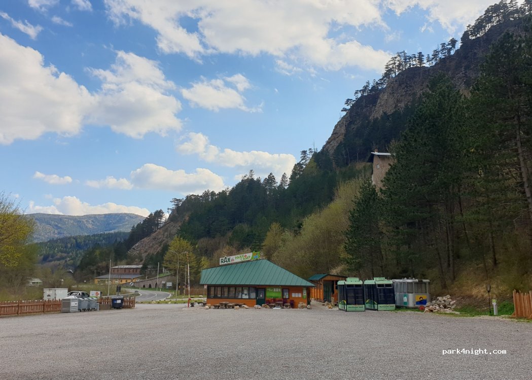 Rax Park 'n' Camp — foto 2