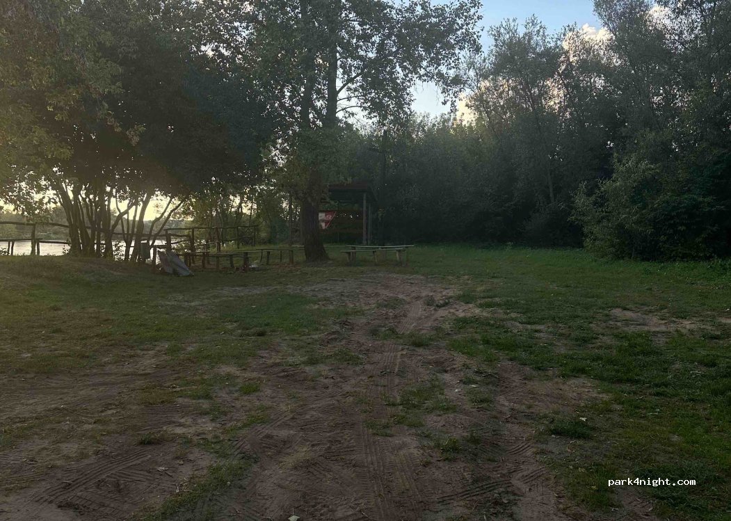() Dąbrówka Pniowska - Unnamed Road — foto 2
