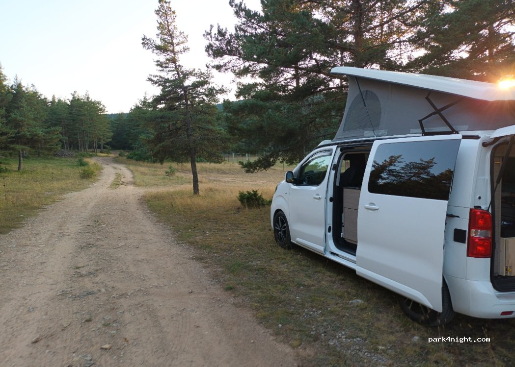 (48210) Mas-Saint-Chély - — foto
