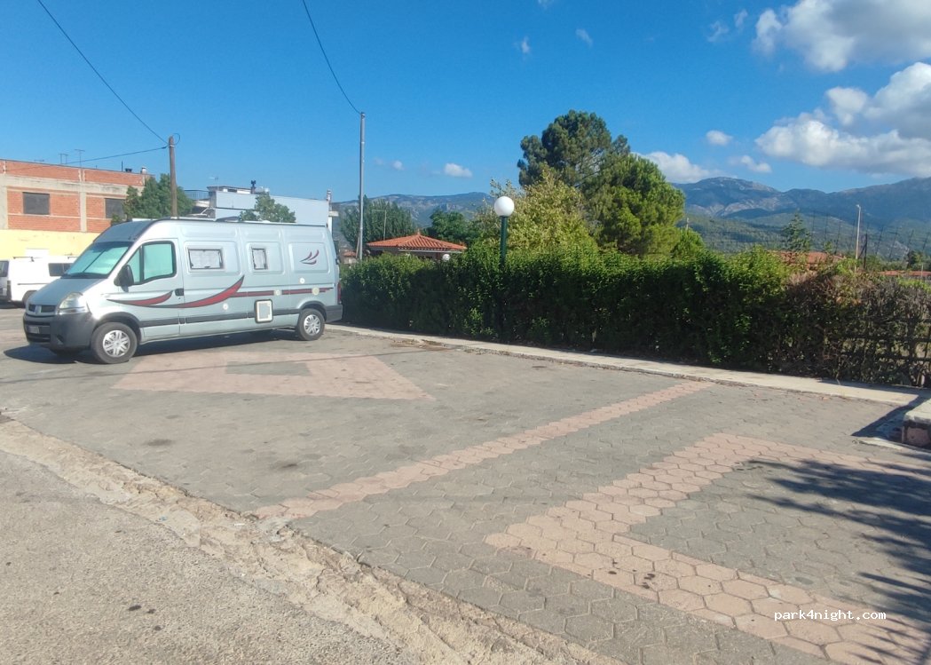 (340 14) Paliouras - Unnamed Road — foto