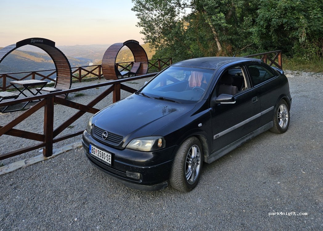 () Rastište - Unnamed Road — foto