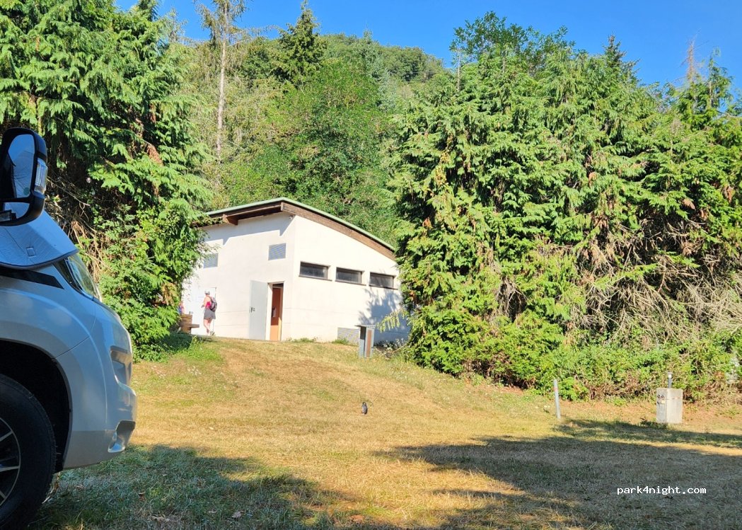 Aire de camping-cars de Saint-Rome-de-Tarn — foto