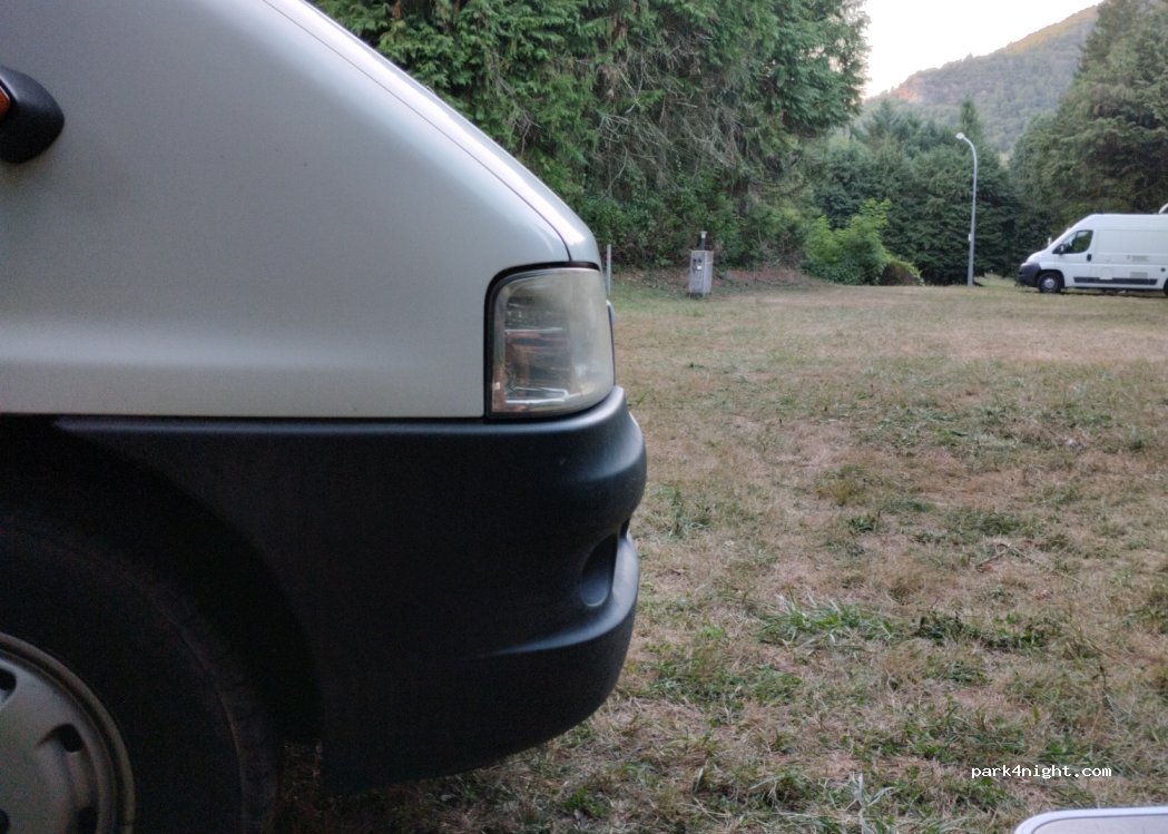 Aire de camping-cars de Saint-Rome-de-Tarn — foto 4