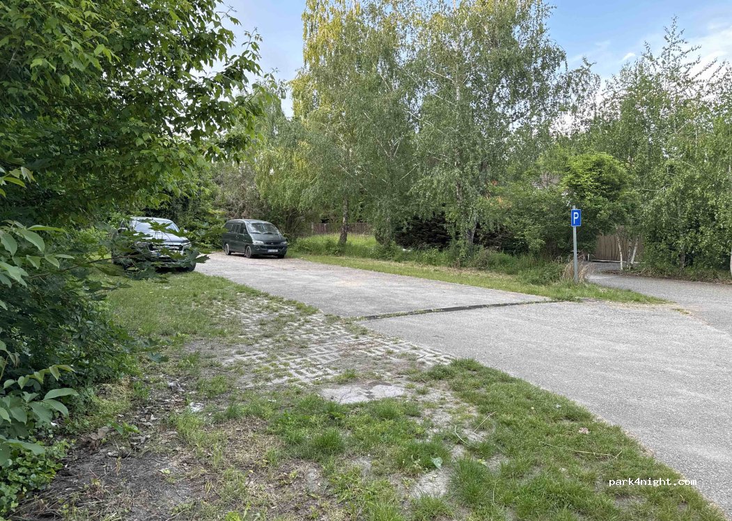 (8220) Balatonalmádi - 24 Szinyei Merse Pál utca — foto 2