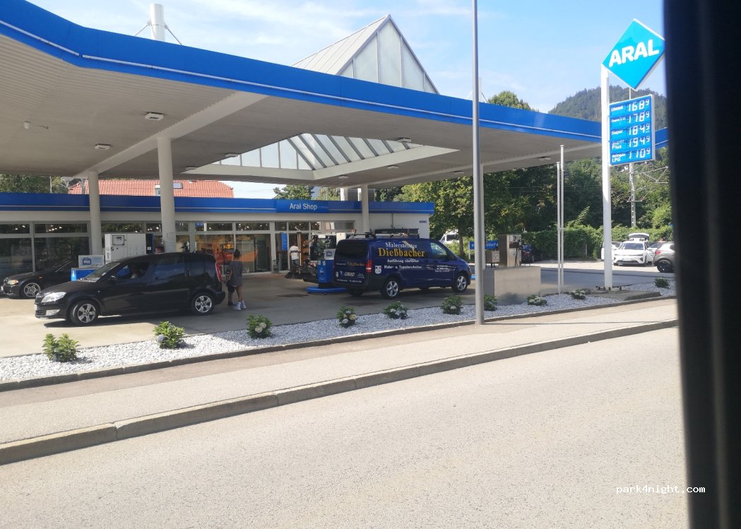 (83435) Bad Reichenhall - 2 Berchtesgadener Straße — foto