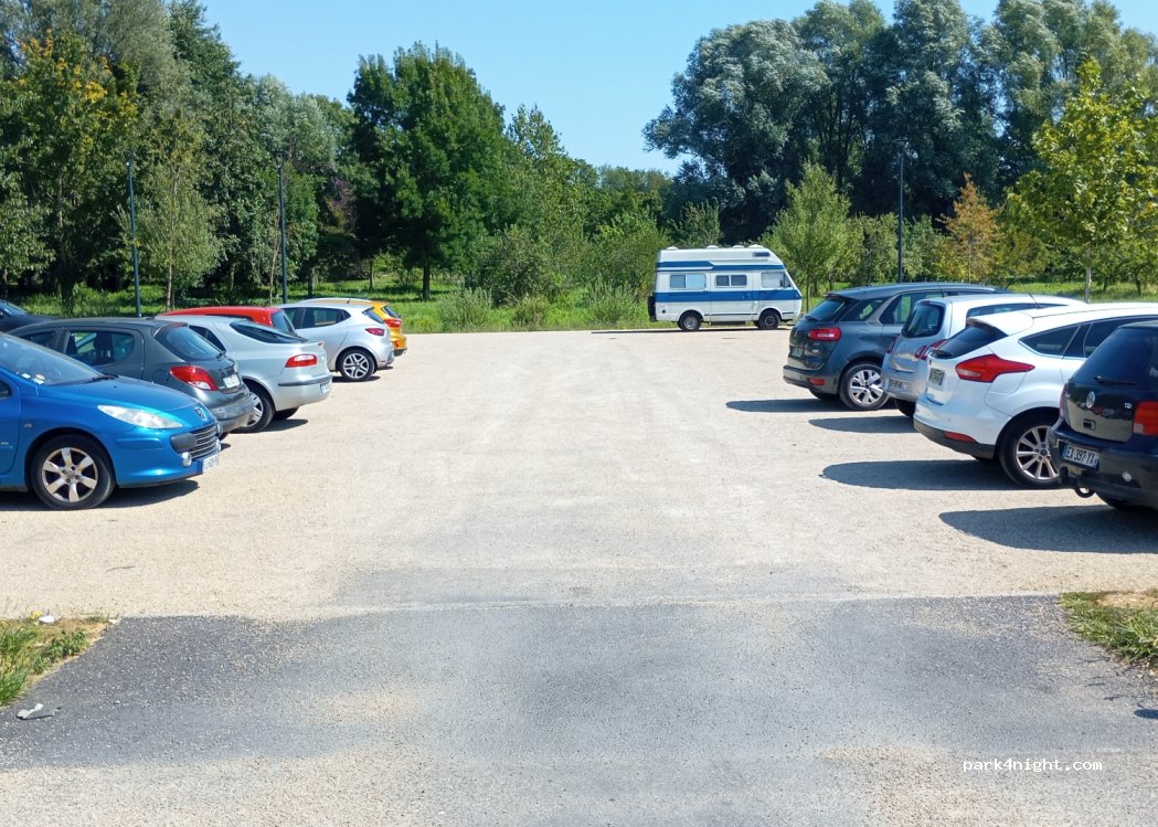 (36000) Châteauroux - 8 Rue Pierre Jarriault — foto 2
