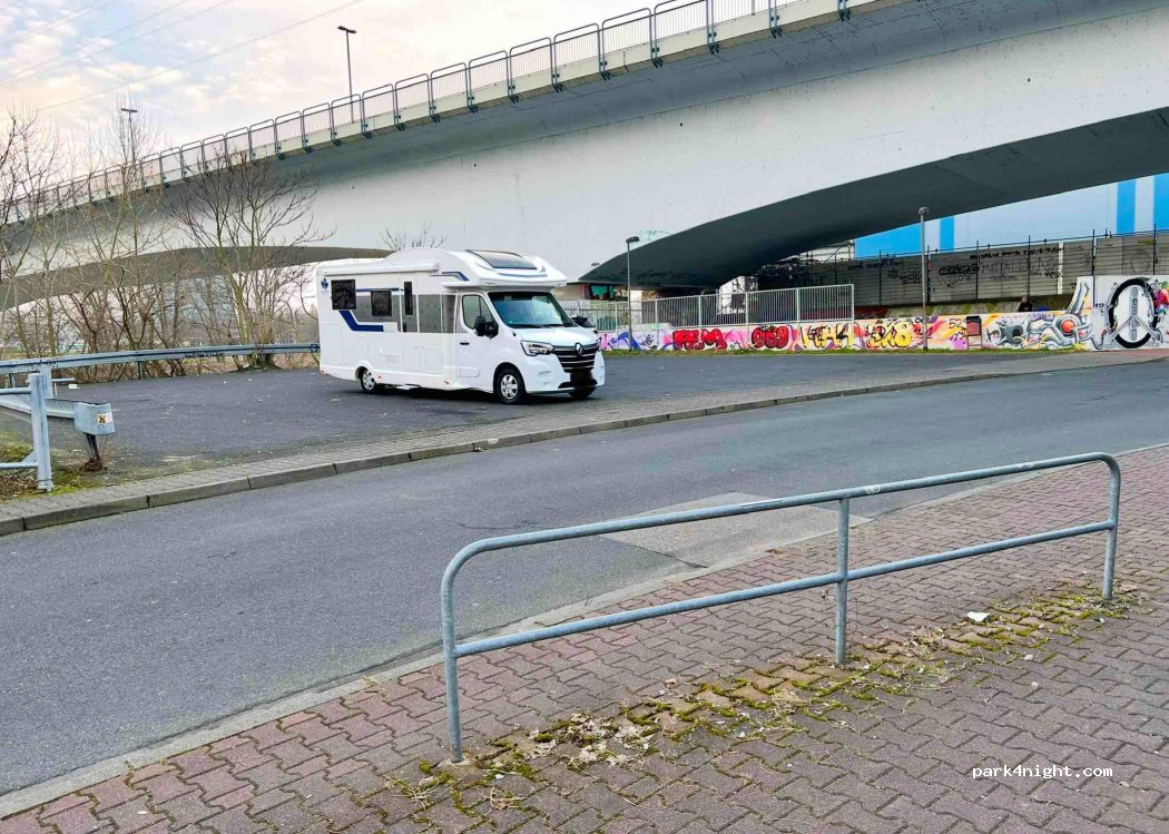 (65929) Frankfurt - Unnamed Road — foto 4