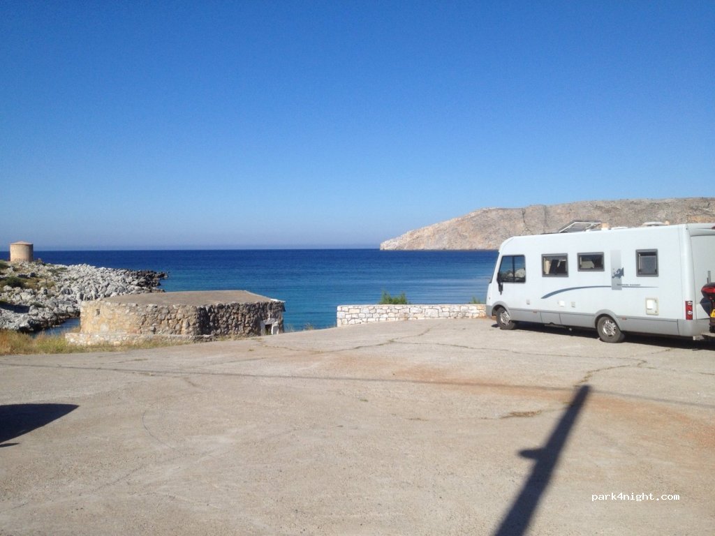(230 71) Anatoliki Mani - Eparchiaki Odos Chosiariou-Gerolimena — foto