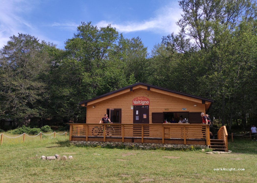 (65010) Carpineto della Nora - Unnamed Road — foto 2