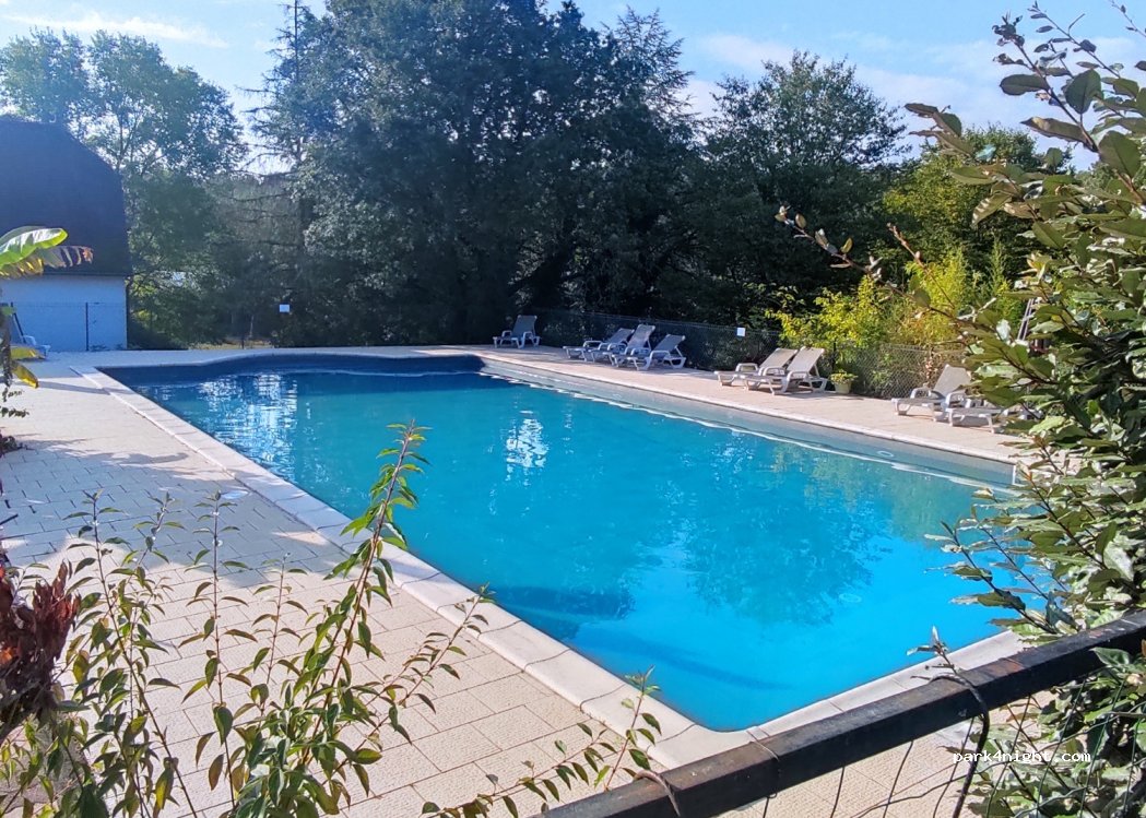 Camping La Garrigue - Camping Lot 3 étoiles — foto 3