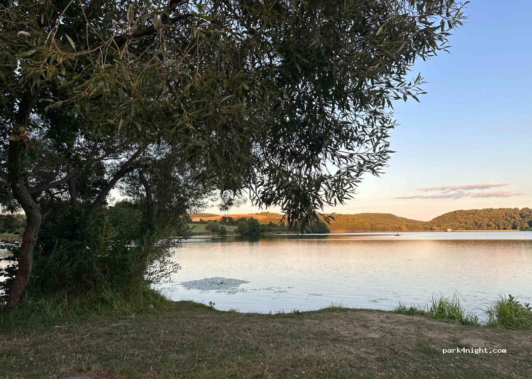 (985 11) Ľuboreč - — foto