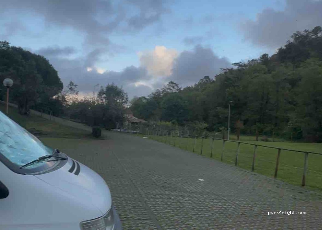 (2420) Santa Eufémia - 2420 Rua do Lapedo — foto 3