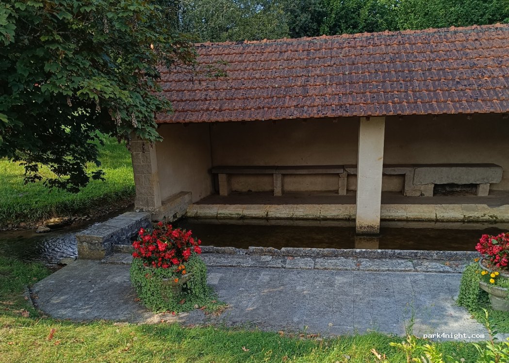 (16700) Saint-Gourson - 2 La Picatelle — foto 2