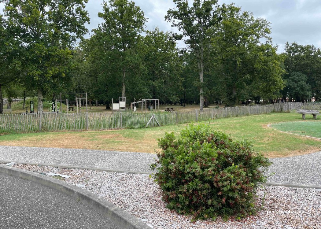 (33930) Vendays-Montalivet - 3 Route de Courreau — foto