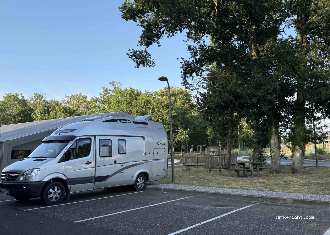 (33930) Vendays-Montalivet - 3 Route de Courreau — foto 2