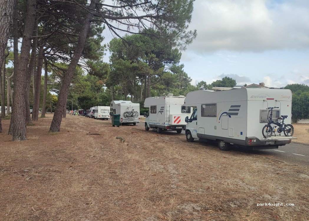 (40600) Biscarrosse - 97 Rue des Grives — foto