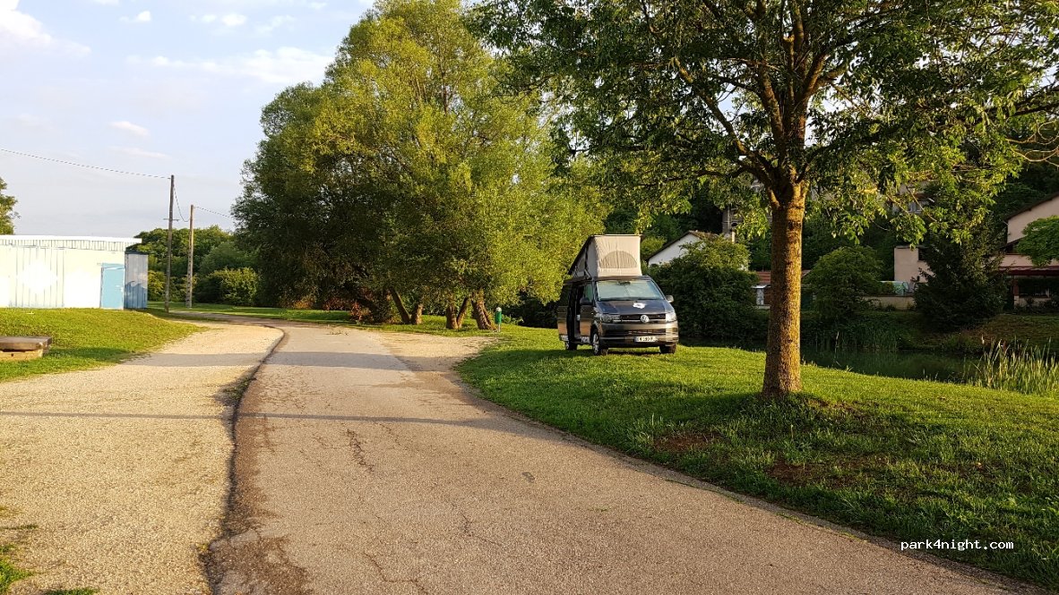 (55430) Belleville-sur-Meuse - Chemin du Pré la Perche — foto 2