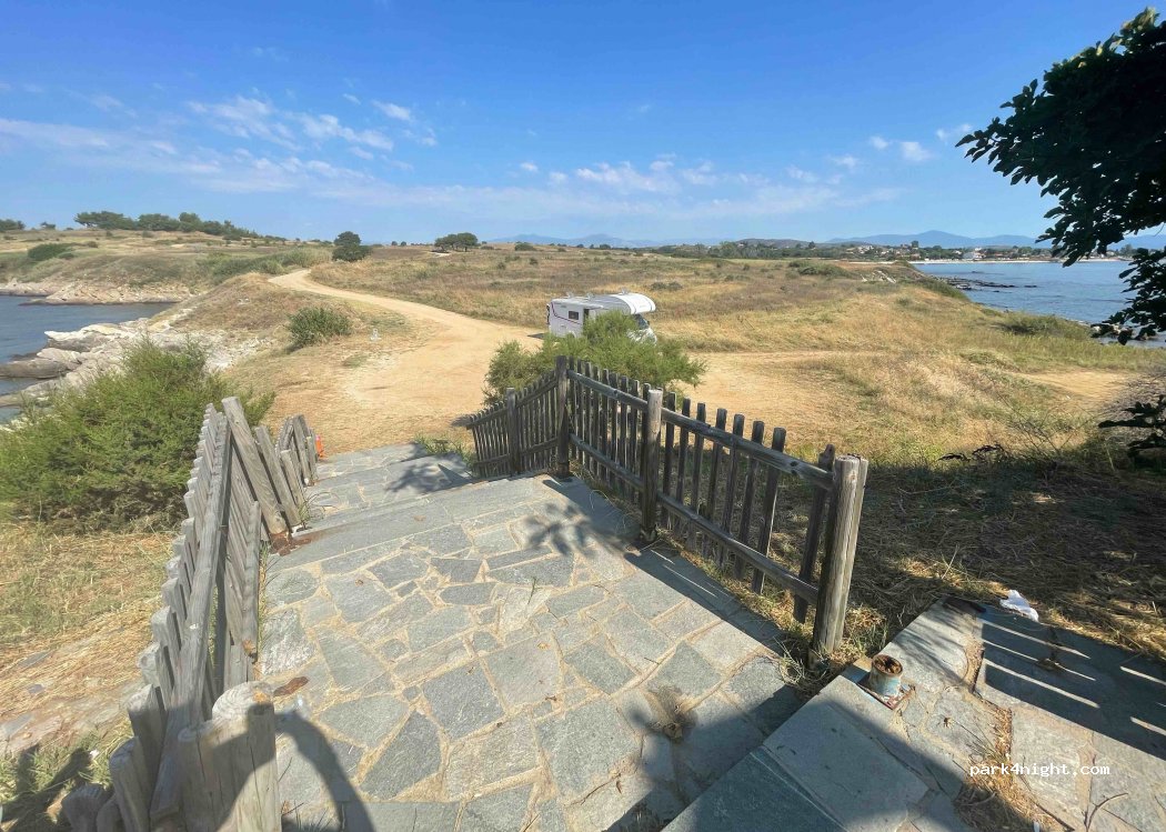 (670 61) Avdira  - Unnamed Road — foto 3