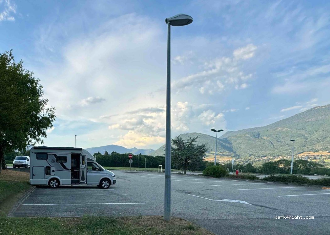 (01200) Valserhône - 98 Route des Etournelles — foto 3