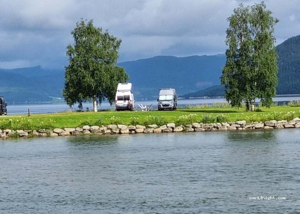 Fuglevåg gård og Camping — foto 3