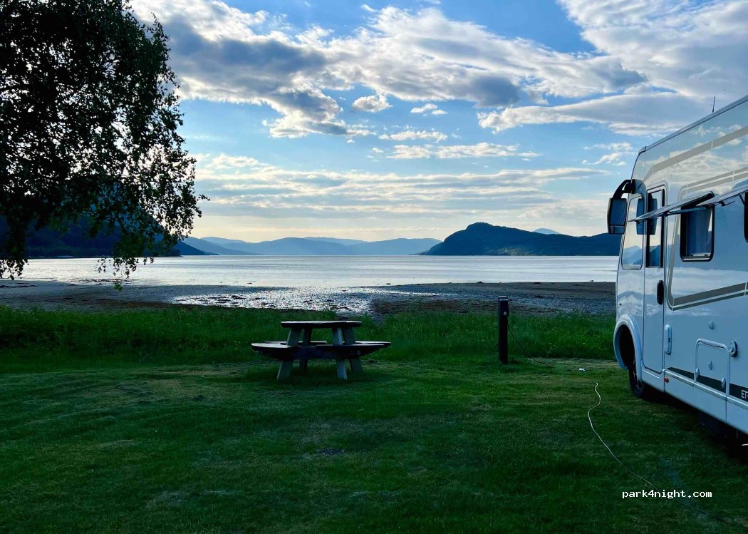 Fuglevåg gård og Camping — foto 4