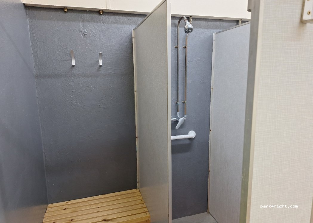 Midfield Caravanpark — foto 4