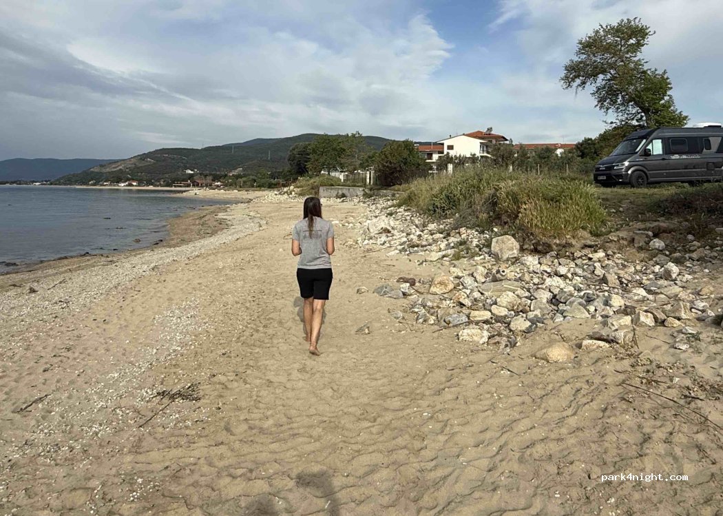 (570 21) Ασπροβάλτα - — foto 3
