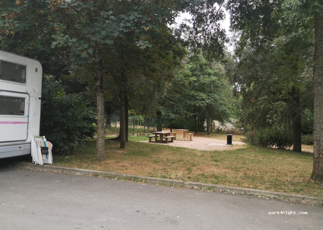(42330) Saint-Galmier - 13 Avenue de Verdun — foto 2