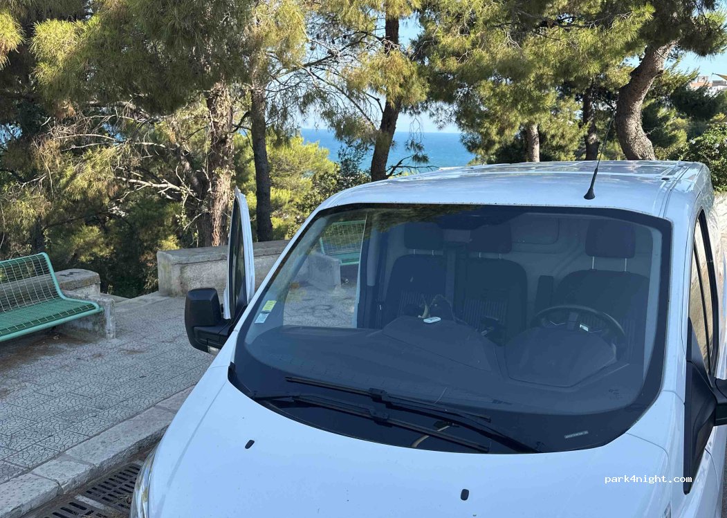(71010) Peschici - 74 Corso Camillo Benso Conte di Cavour — foto 4
