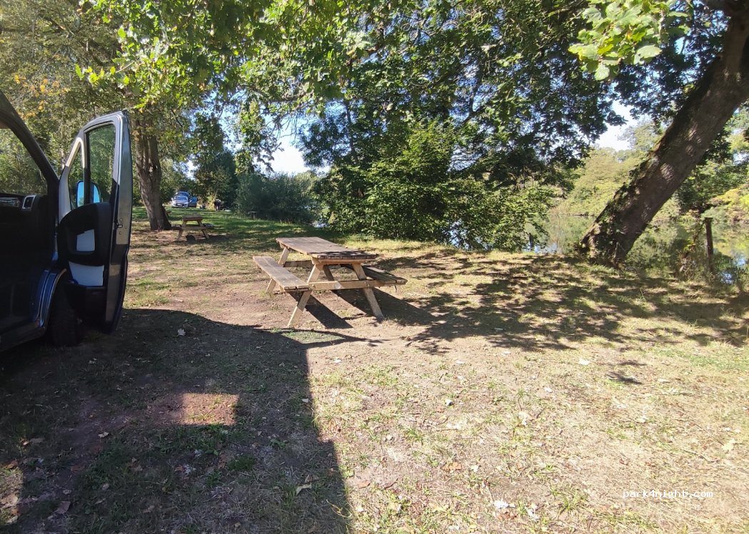 (72800) Thorée-les-Pins - Le Pré Pourri — foto 3