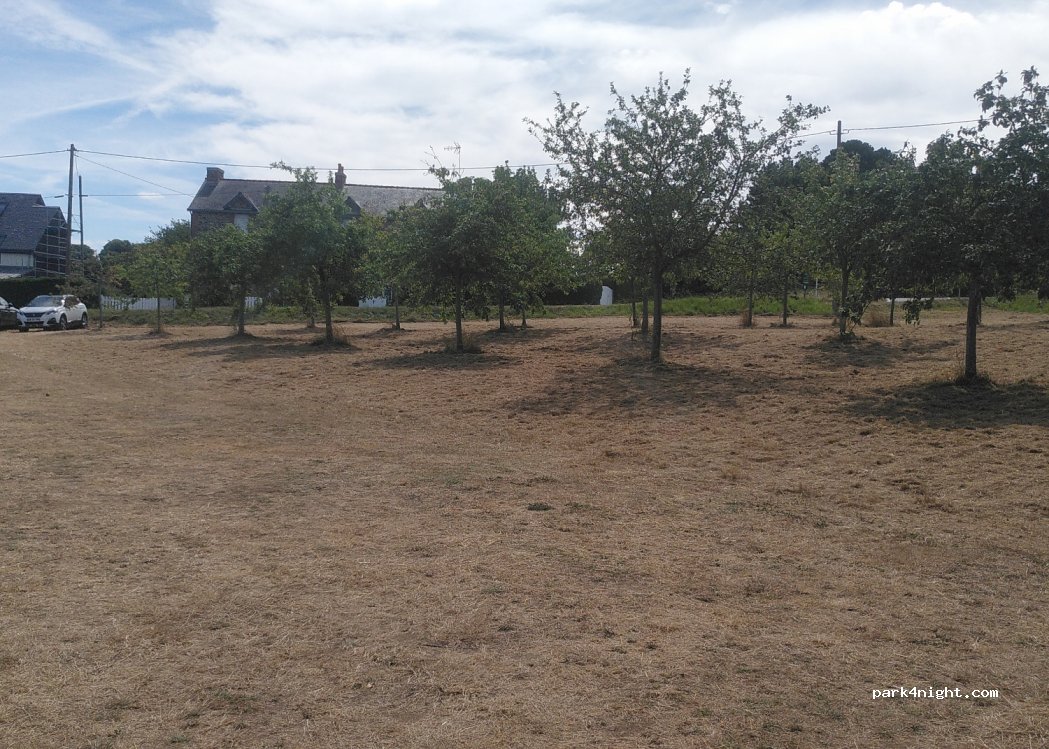 (22680) Binic-Étables-sur-Mer - 52 Boulevard Legris — foto