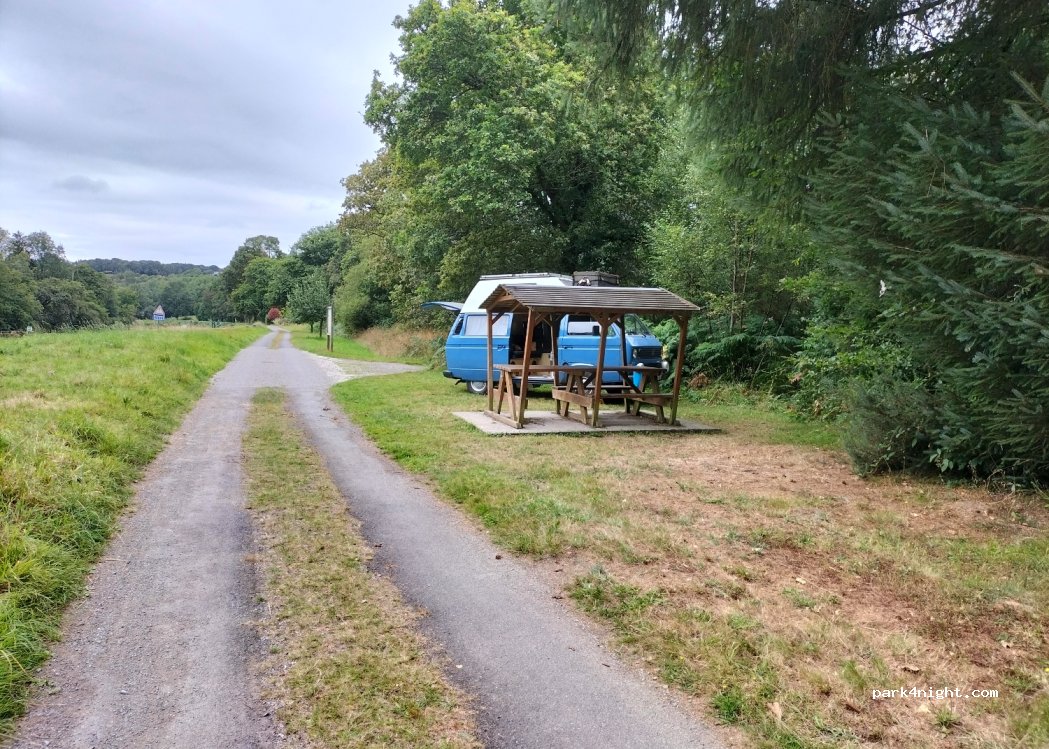 (29530) Plonévez-du-Faou - 1 Meros — foto 2