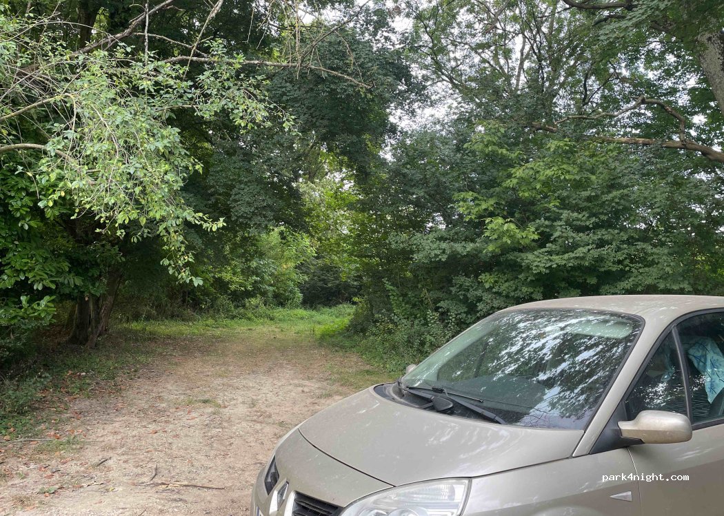 (21250) Glanon - Unnamed Road — foto 2