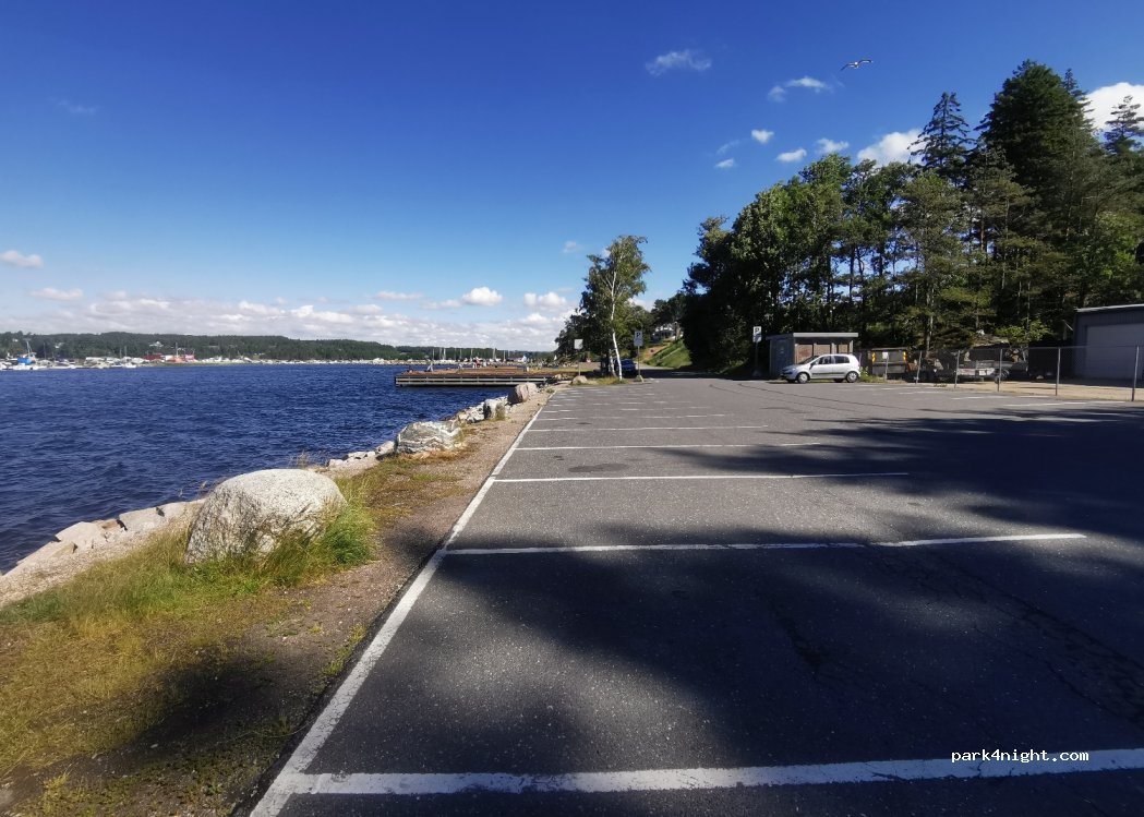 (1747)  - 258 Høysandveien — foto