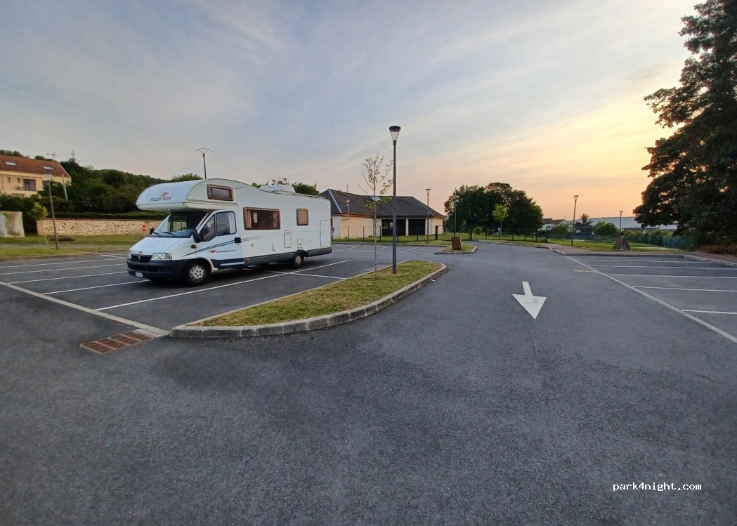(02400) Nesles-la-Montagne - 9A Rue de Paris — foto