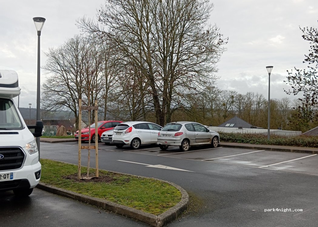 (02400) Nesles-la-Montagne - 9A Rue de Paris — foto 2