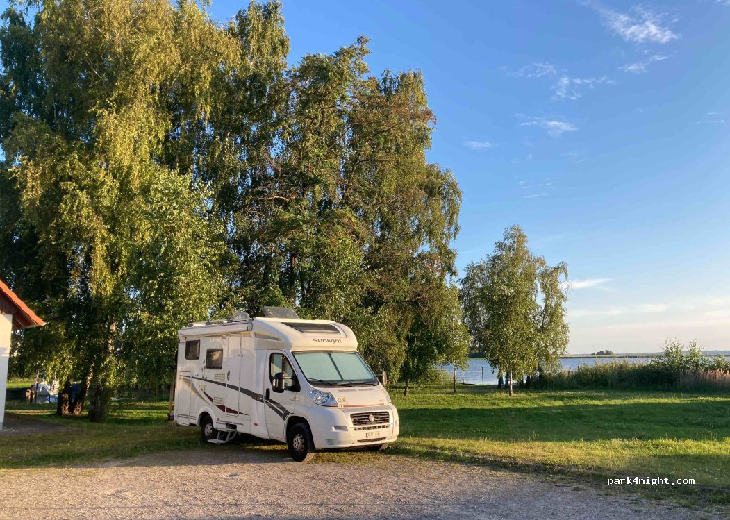 (17429) Benz - 15 Dorfstraße — foto