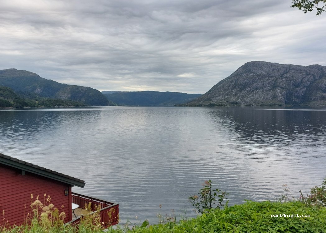 (6957) Hyllestad - 16 Sekundær Fylkesveg 62 — foto 2