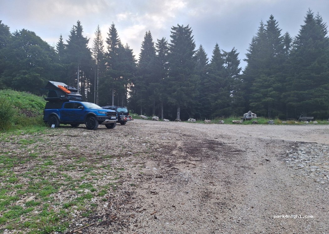 (36010) Roana - Unnamed Road — foto 2