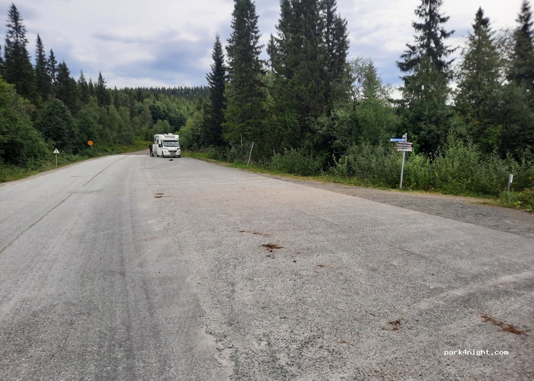 (837 97) Vik - 6 Björnängetunet — foto